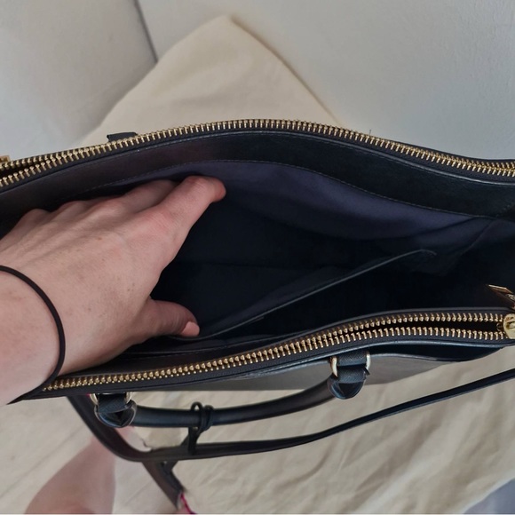 🖤 Tory Burch Tote Black🖤 - Picture 9 of 10